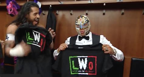 Rey Mysterio Forms A New Lwo On Smackdown