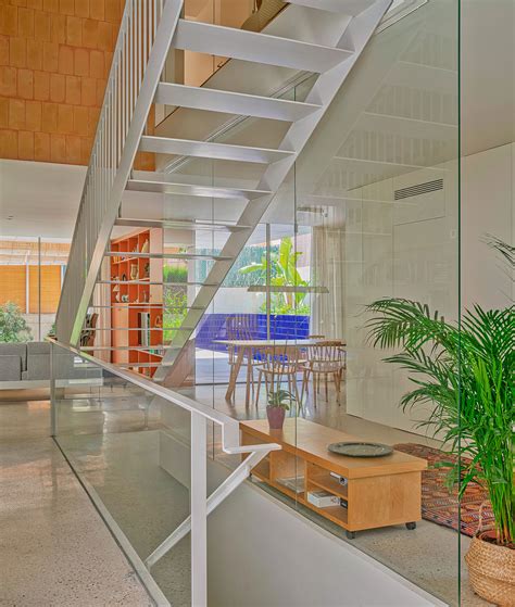 Generating an indoor microclimate. North House by subarquitectura