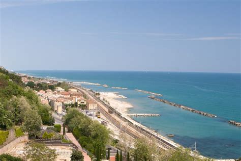 Vacanze A Pedaso Cosa Vedere E Spiaggia Del Borgo Marchigiano Famoso