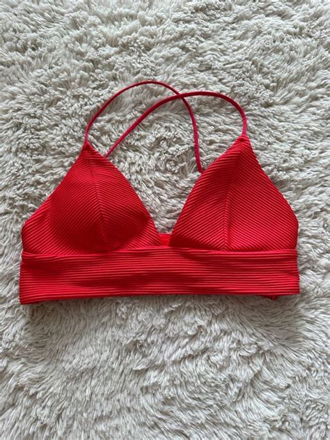 Bikini oberteil Neu gemäss Beschreibung in Buchrain für CHF 3 mit Lieferung auf Ricardo kaufen