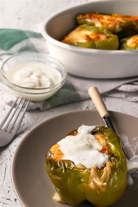 Low Carb Stuffed Peppers Recipe | Tasteaholics