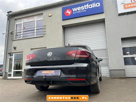 Volkswagen Passat B8 2021 Montaż haka holowniczego Poznań Westfalia