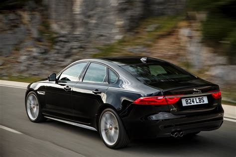 Jaguar XF (2021) Practicality, Boot Space & Dimensions | Parkers