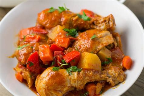 Chicken Afritada Filipino Chicken In Tomato Sauce Salu Salo Recipes