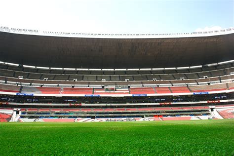 Los Estadios De F Tbol Muy Importantes En El Turismo