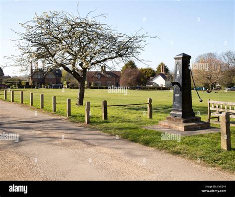 Village green and old water pump somerleyton hi-res stock photography ...