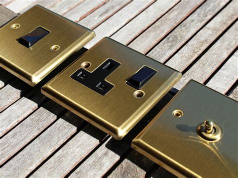 Varilight Xy2bbb Urban Brushed Brass 2 Gang 10a 1 Or 2 Way Rocker Light Switch For Sale Online