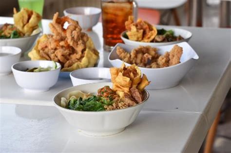 Hot Cui Mie Malang Ulasan Restoran Tripadvisor