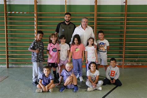 El Cd Lugo Potencia Su Acci N Social Con La Visita A Los Colegios De La