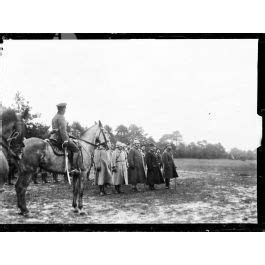 ImagesDéfense Au camp de Châlons sur Marne Le général Gouraud