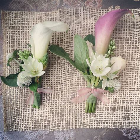 Calla lily corsage and boutonnière set for mother and father of the