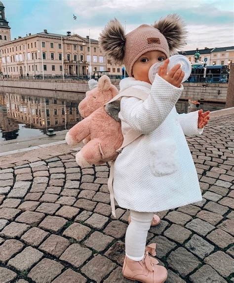 Image About Cute In City 🌇 🏛 🌃 🌉 By In 2021 Preppy Baby Girl Winter