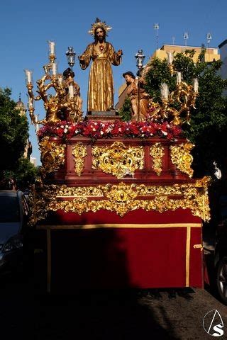 Faja y Costal Hoy igualá de costaleros para el Sagrado Corazón de Jesús