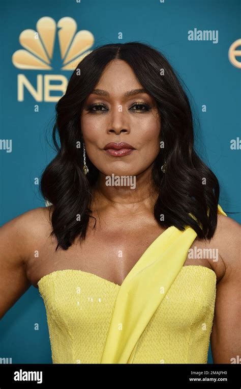 Angela Bassett 2022