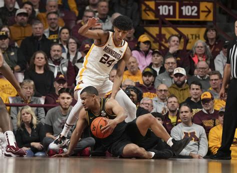 Dramatic comeback nets Mizzou men's basketball road win at Minnesota