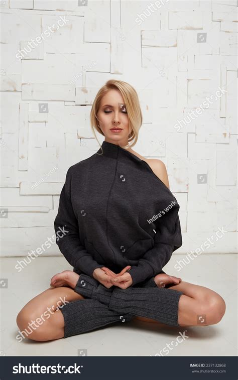 Beautiful Sexy Blonde Perfect Athletic Slim Stock Photo 237132868