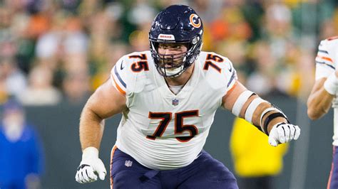 Three Time Pro Bowl Ol Kyle Long To Return To Nfl Yardbarker