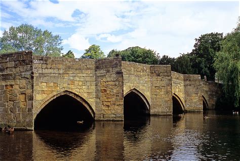 bakewell bridge | Tower bridge, Old bridge, Derbyshire