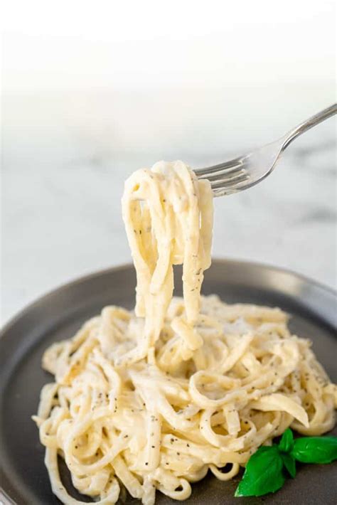 Best Vegan Alfredo Sauce Recipe Nut Free Wow It S Veggie