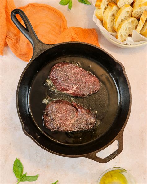 Pan Seared Filet Mignon with Shrimp and Broccolini – Sizzlefish
