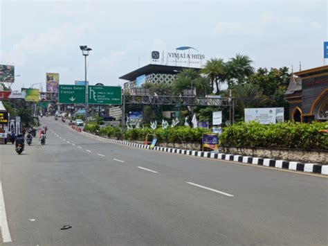 Siang Ini Jalur Puncak One Way Arah Jakarta Okezone Megapolitan