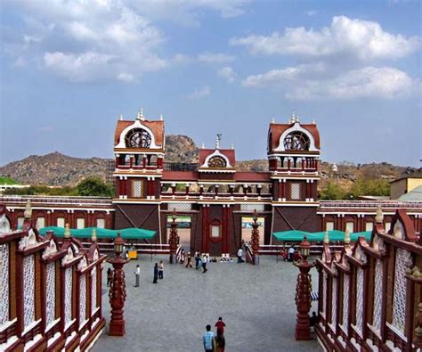 The Amazing World The Ramoji Film City The Largest Film Studio