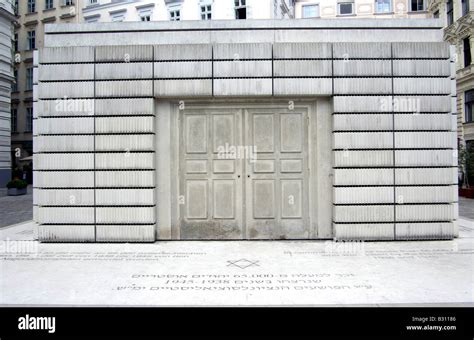 Holocaust Memorial by Rachel Whiteread in Vienna Stock Photo - Alamy