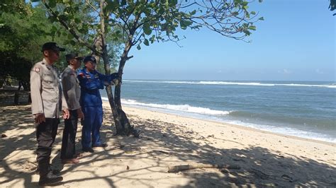 Tim Sar Hentikan Pencarian Korban Yang Terseret Ombak Di Pantai