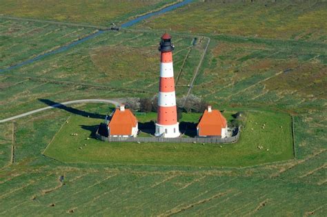 Luftbild Tating Leuchtturm Als Historisches Seefahrtszeichen Im