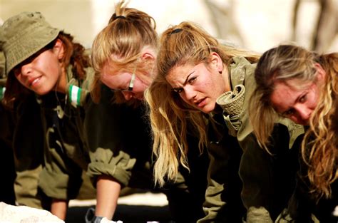 Israeli Military Looks to Open More Combat Roles to Women | The Tower