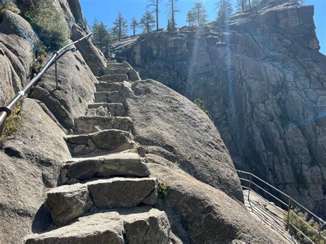 Hiking In Yosemite: The Upper Yosemite Falls Trail - Top Down Lifestyle