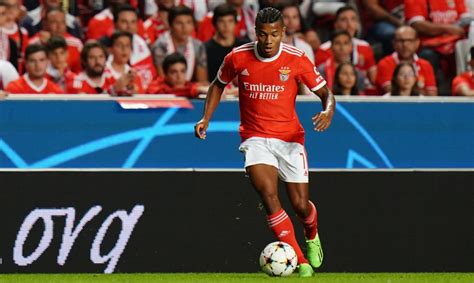 David Neres Do Benfica Se Lesiona E Perde Partida Contra O PSG Pela