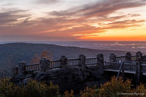 Coopers Rock Overlook, Coopers Rock State Forest : r/WestVirginia