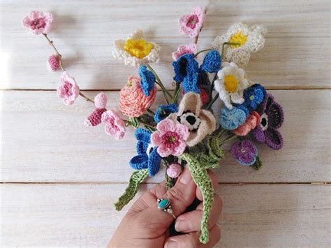 Crochet Spring Flowers – Share a Pattern