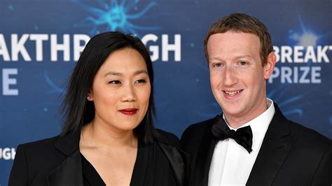 Mark Zuckerberg, wife named in racial, sexual harassment lawsuits filed ...