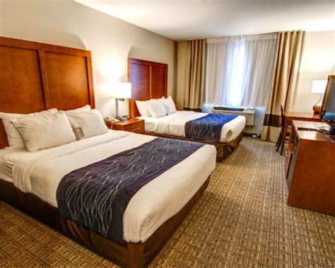 COMFORT INN® MURRIETA - Murrieta CA 41005 California Oak 92562