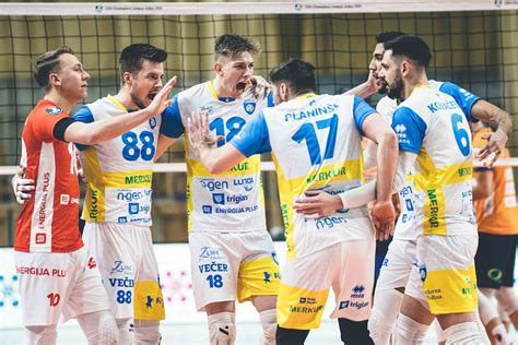 Ach Volley Po Preobratu Do Pokalne Lovorike Siol Net