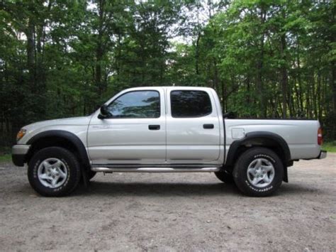 Find Used 2002 Toyota Tacoma Sr5 Automatic Crew Cab Pickup 4x4 In Cranbury New Jersey United