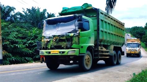 Kasian Pak Supir Kacanya Habis Di Lemparin Batu Kayanya Ni YouTube