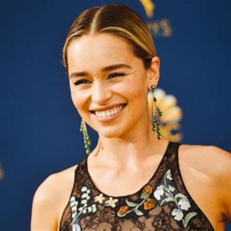 Emilia Clarke Shows Off Her New "GoT"-Inspired Tattoo