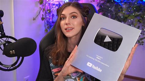 Unboxing The Silver Play Button And Celebrating 200k Marz Vlog Youtube