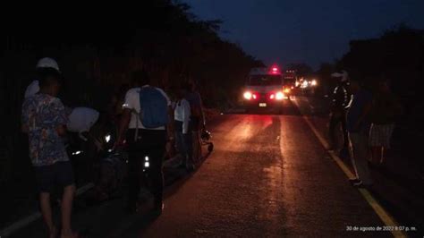 Choque Sobre La Carretera Paso Del Toro La Tinaja Deja Una Persona