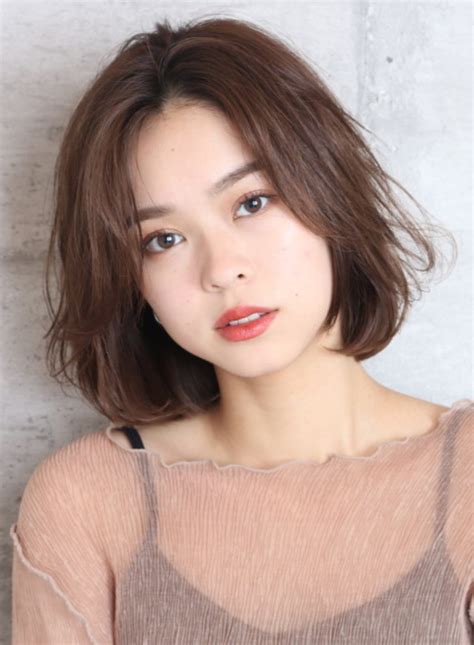 写真 2枚目 春のイメチェンに♡2020春“洗練大人ボブ”ヘアカタログ Locari（ロカリ） Locari（ロカリ）