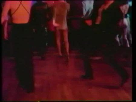 Old Bird Hotntubes Porn