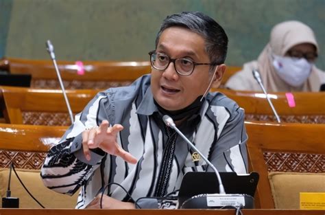 Putra Nababan Tertawa Soal Isu Anies Baswedan Ono Surono Di Pilgub Jabar