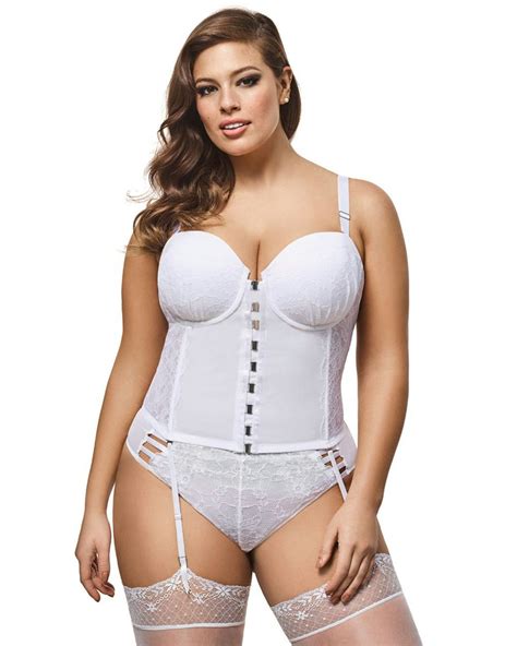 13 Stunning Plus Size Bridal Lingerie Designs For Your Special Day And Beyond — Photos