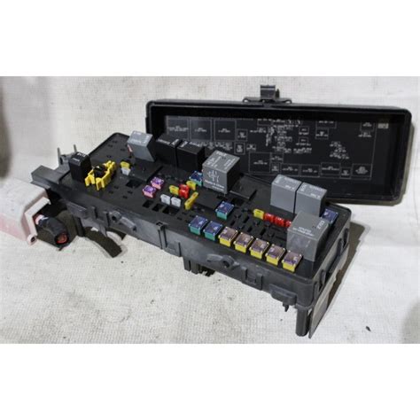 Dodge Journey 2012 2013 2014 2015 2016 Fuse Box Relay Junction Block Module P68143314ad