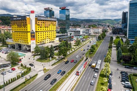 Uo I Red Bull Showrun Spektakla U Sarajevu Sigurnost Na Prvom Mjestu