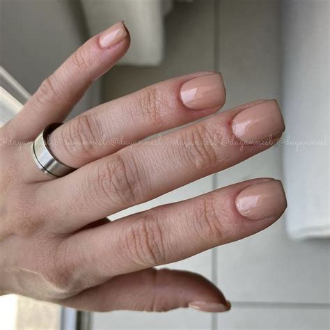ESMALTE NUDE RISQUÉ DAYANE GUIMARÃES Esmalte Unhas Lagrima de venus