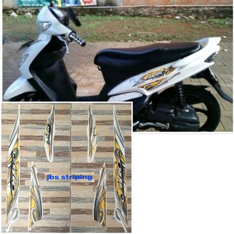 Jual Stiker Mio Sporty Striping Yamaha Mio Sporty Putih Tahun